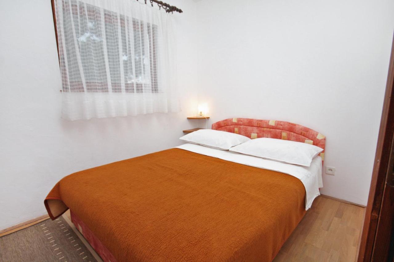 Apartments By The Sea Nemira, Omis - 5884 Tice 외부 사진